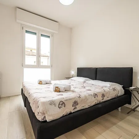 Appartement Roberto Flat - 10 Minuti Da Fiera Di *